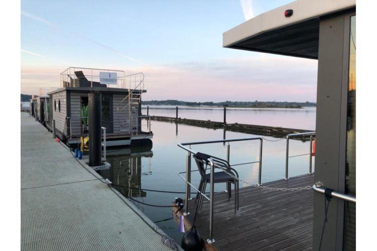 Hotel Hausboot Fjord Aries Mit Dachterrasse In Schleswig Esterno foto